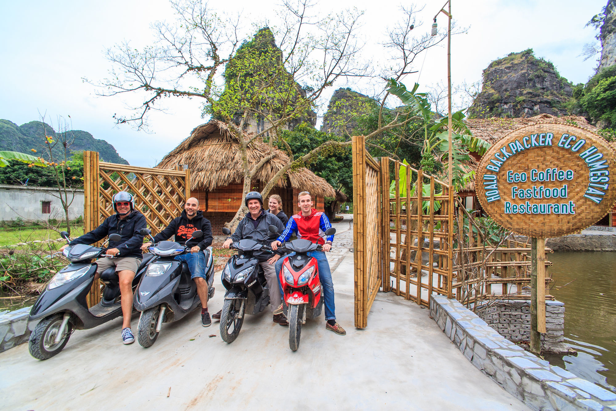Hoalu Backpacker Homestay Ninh Bình Exteriör bild